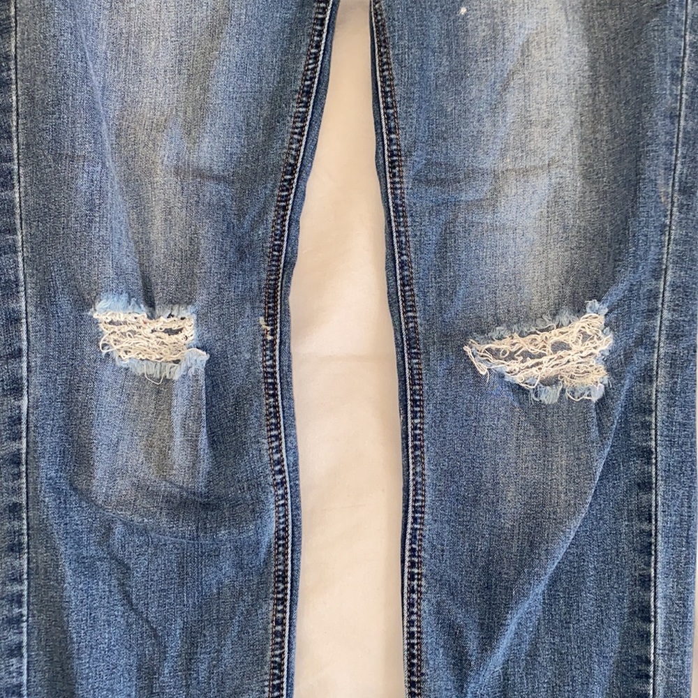 Jeans - Picture 2 of 3